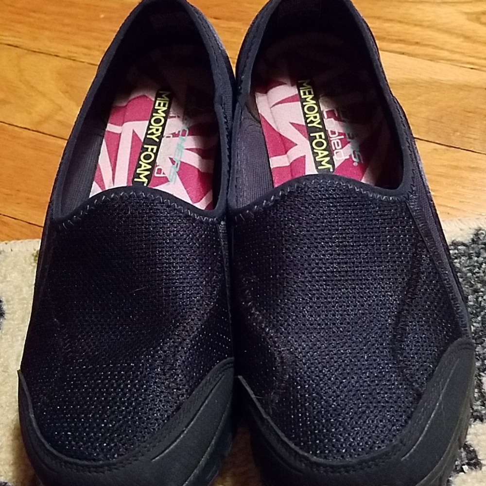 Skechers Cushioned Shoes